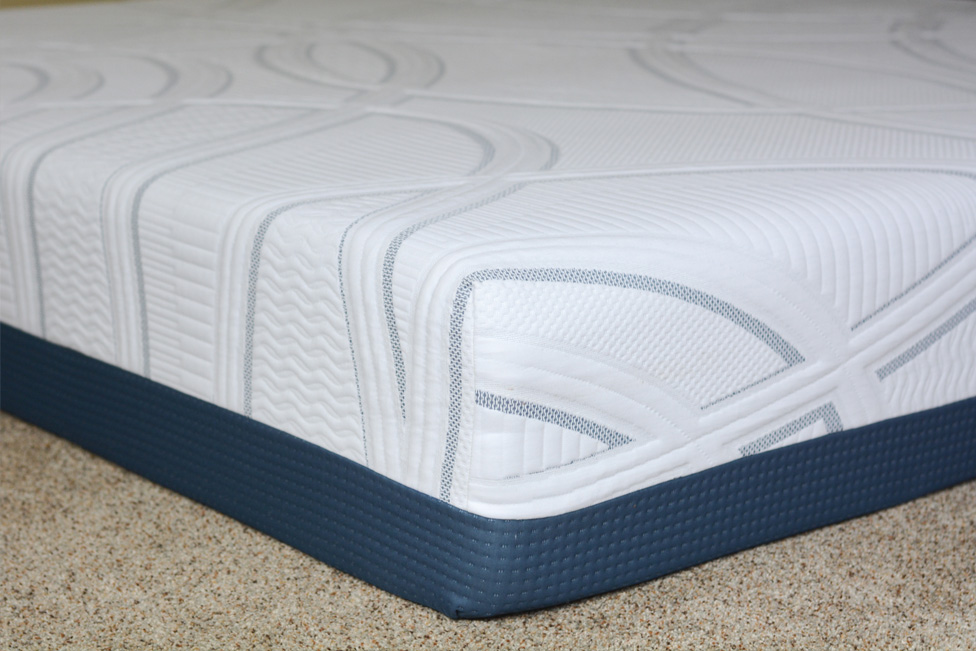 serta 12 gel memory foam luxury mattress
