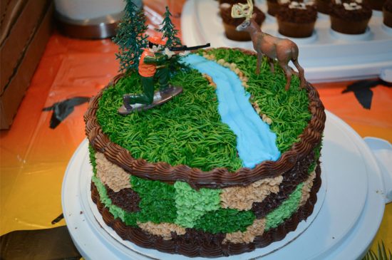 Hunting Cake - Hunting Birthday Party Ideas and Camouflage Cake