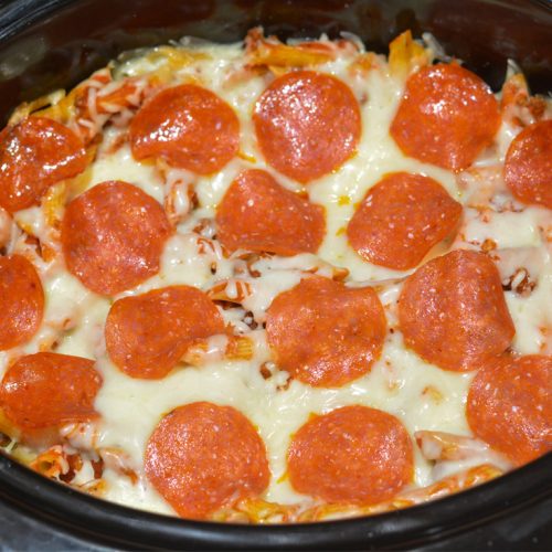https://www.mommysfabulousfinds.com/wp-content/uploads/2018/09/slow-cooker-pizza-pasta-500x500.jpg