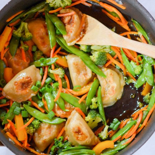 20 Minute Vegetable Dumplings Stir Fry - Mommy's Fabulous Finds